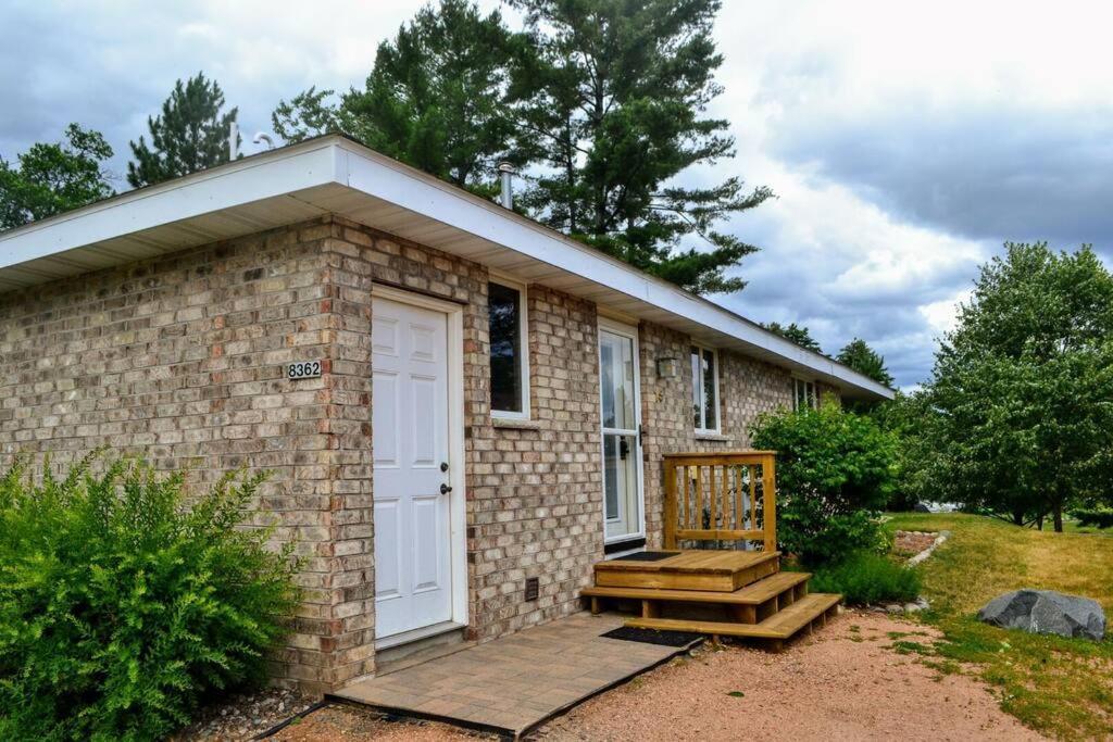 Nitschke'S Resort Cabin #15 Миноккуа Экстерьер фото